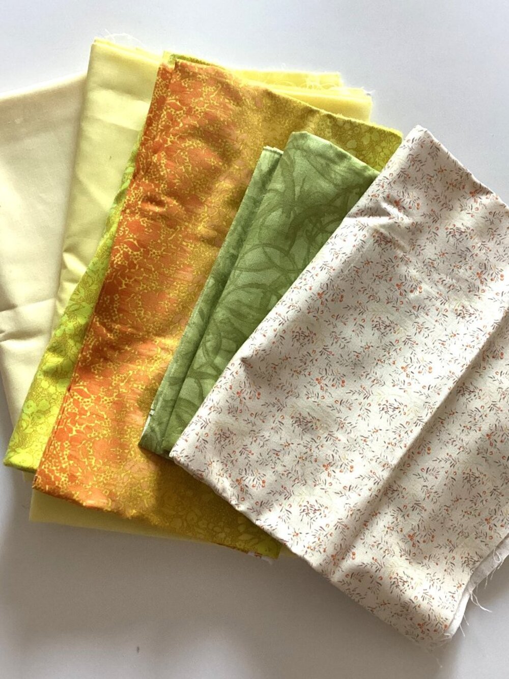 A Bundle of Cotton Fabrics Yellow Green Quilting Sewing Material